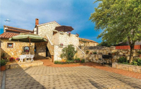 Nice Apartment In Orbanici With Wifi